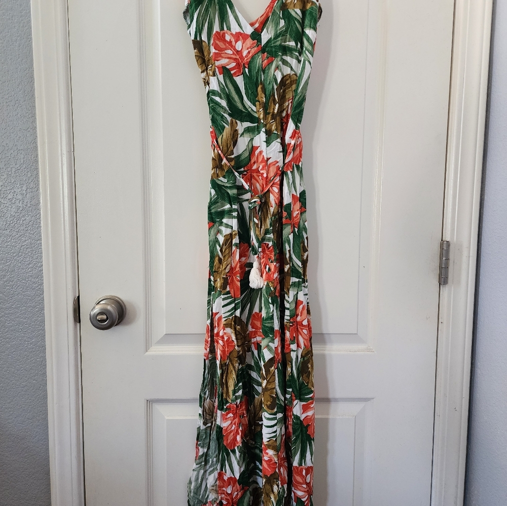 Forever 21 Tropical Maxi Dress - Picture 3 of 3